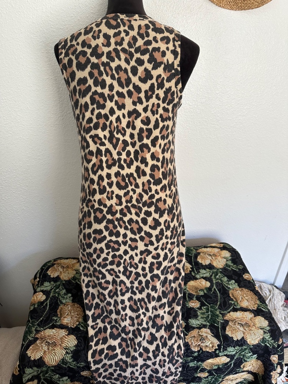 Leopard Print Jersey midi halter dress - Picture 3 of 5